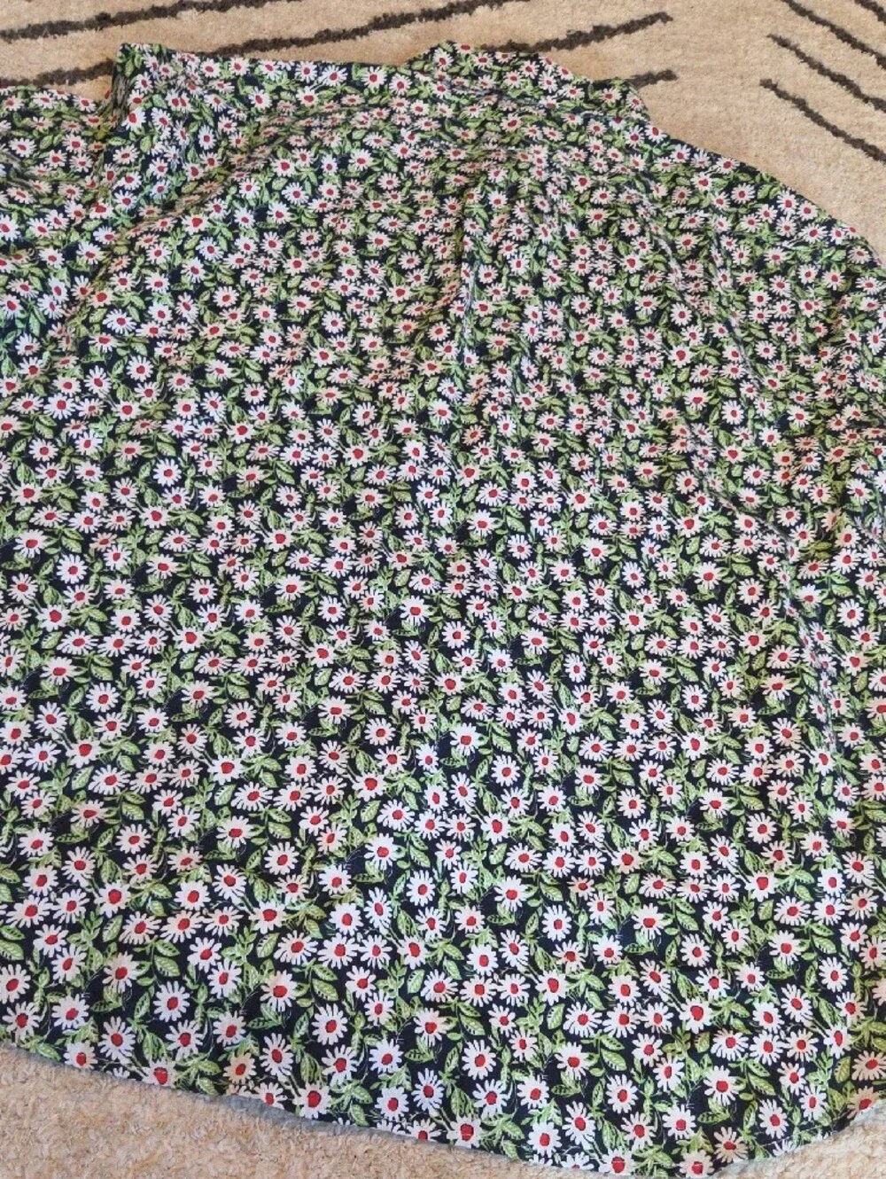 J. Crew Men's Short-Sleeve Button-Down Shirt - Green Floral Daisy Print